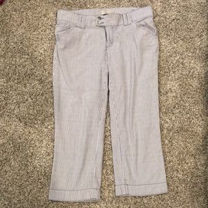 American Eagle capris